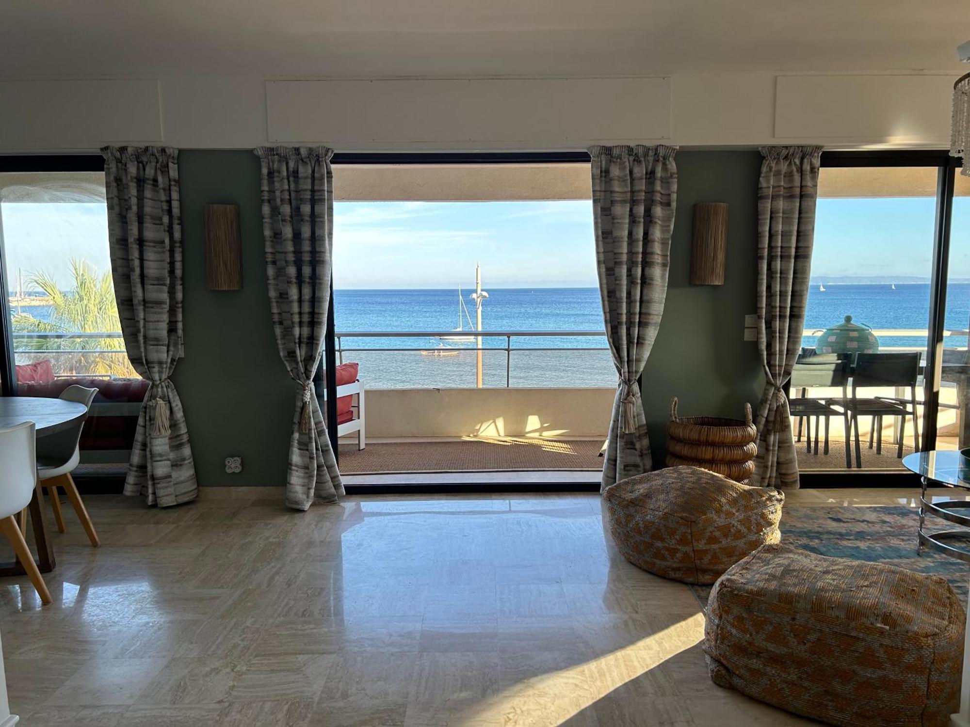 Premium Sea Front Apartment Le Lavandou Ngoại thất bức ảnh