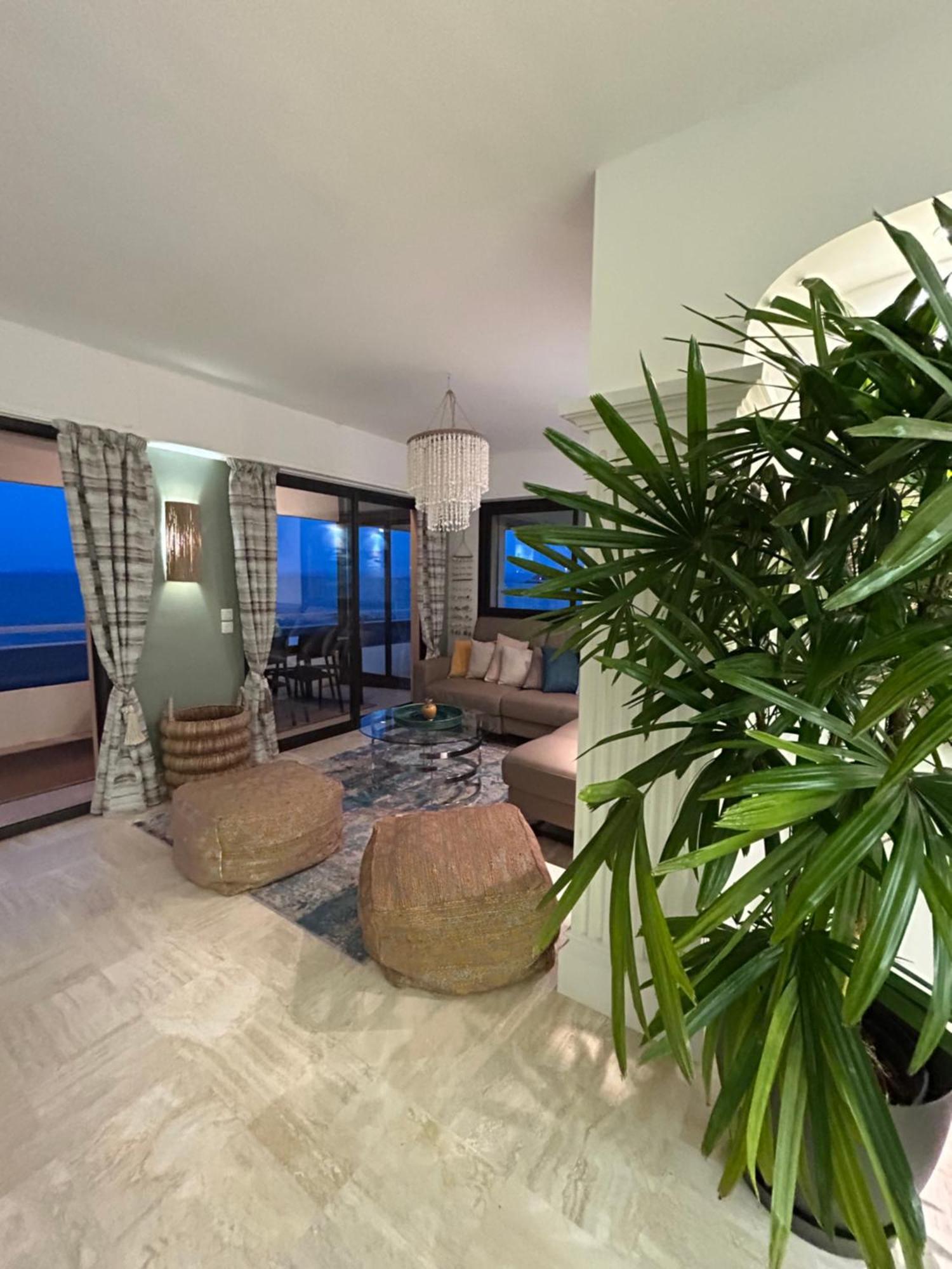 Premium Sea Front Apartment Le Lavandou Ngoại thất bức ảnh